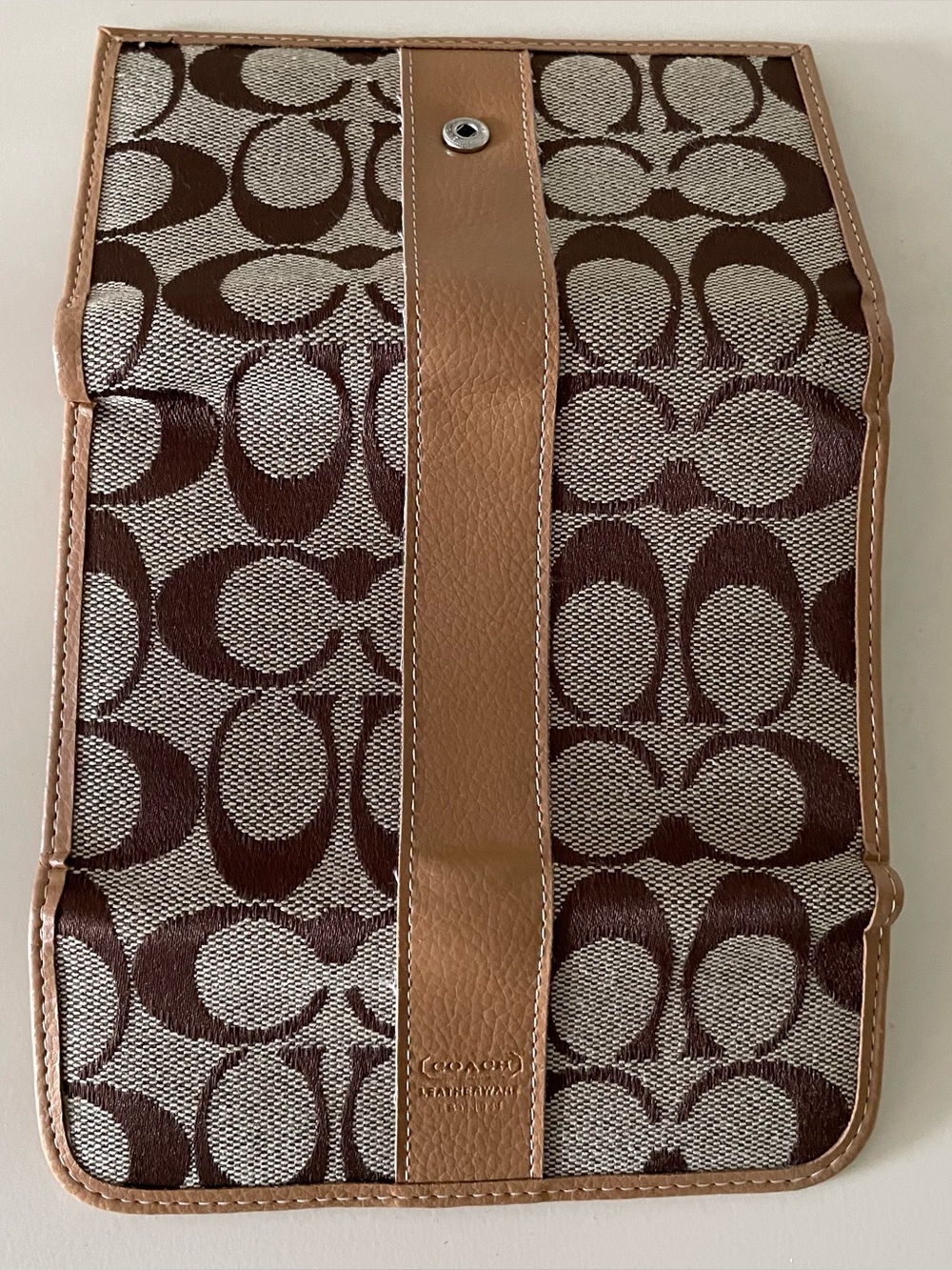 Small Signature Coach Canvas and Leather Wallet/Card Holder - Picture 3 of 15